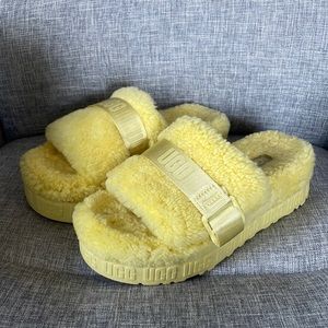 UGG Fluffita Slides